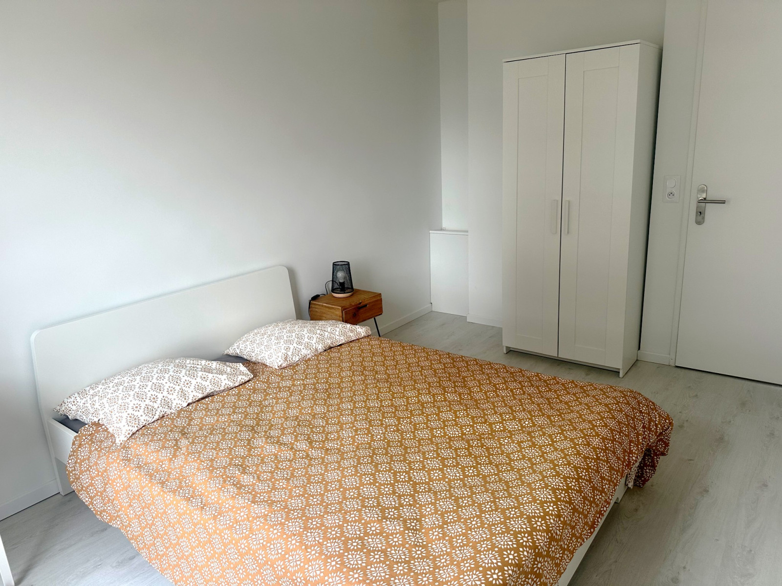 
                                                Colocation
                                                 Chambre 11.8m² à Grenoble