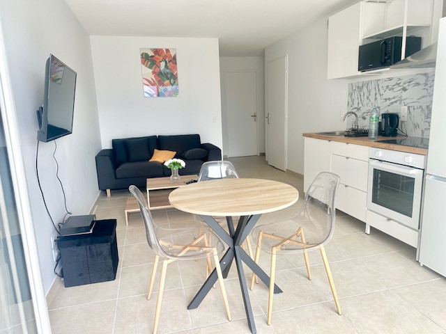 
                                                Colocation
                                                 Chambre 11.8m² à Grenoble