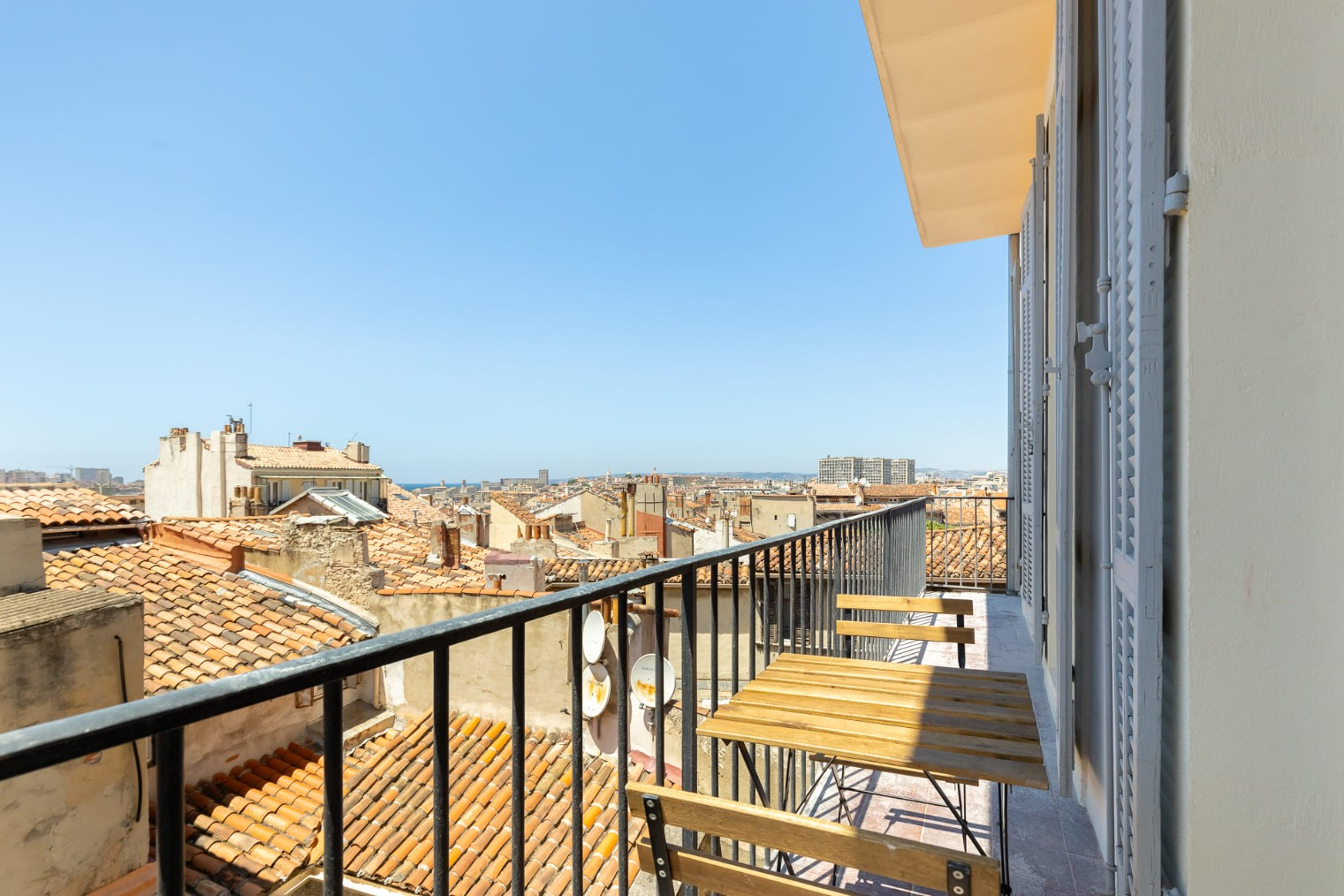 
                                                Colocation
                                                 chambre 12m² - YOLOCOLIVING