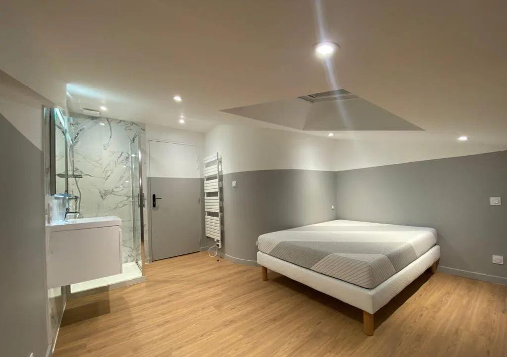 
                                                Colocation
                                                 Chambre 12m2 dans colocation magnifique à Rézé