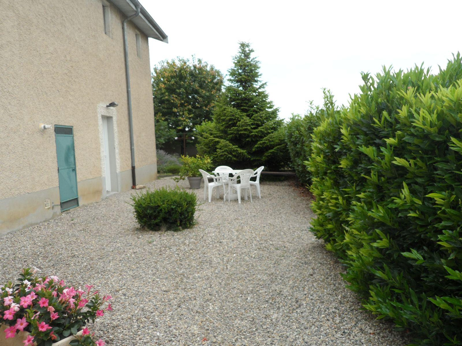 
                                                Colocation
                                                 CHAMBRE 12M2  DANS COLOCATION MAISON AVEC JARDIN