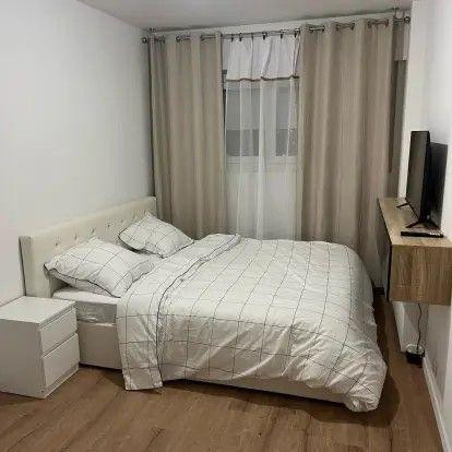 
                                                Colocation
                                                 Chambre 13m² dispo dans bel appartement meublé