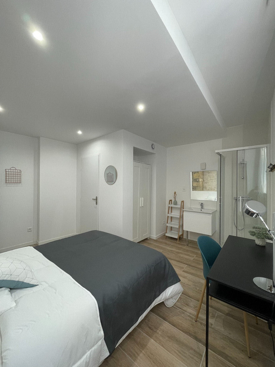 
                                                Colocation
                                                 Chambre 14m² - Quartier Les Réformés