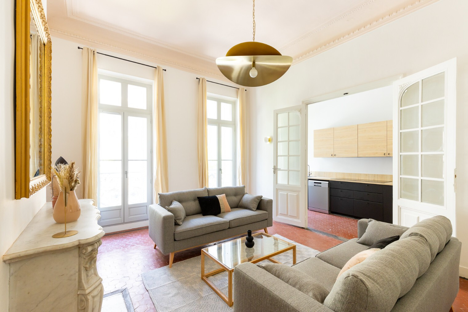 
                                                Colocation
                                                 Chambre 14m² - Quartier Notre-Dame-Du-Mont