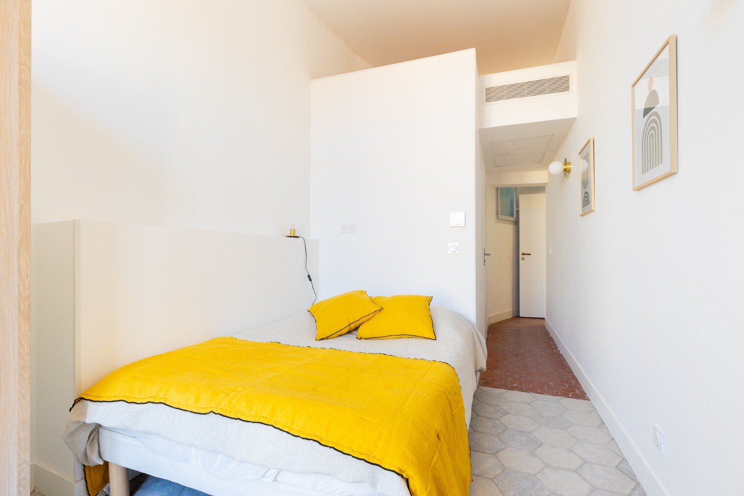 
                                                Location
                                                 Chambre 14m² - Quartier Notre-Dame-Du-Mont