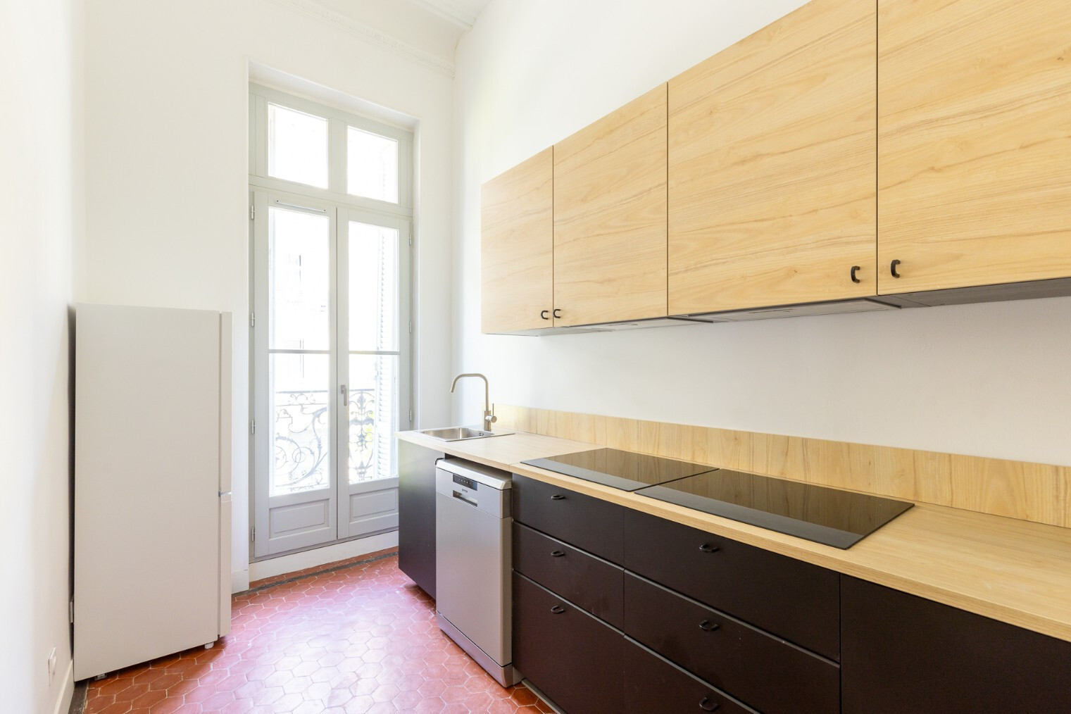 
                                                Location
                                                 Chambre 14m² - Quartier Notre-Dame-Du-Mont