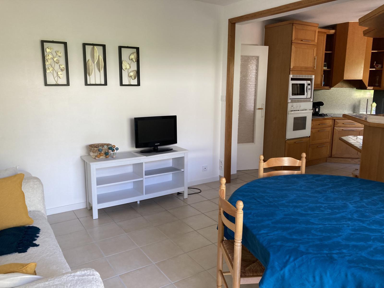 
                                                Colocation
                                                 Chambre 15 m² dans une agréable maison avec jardin