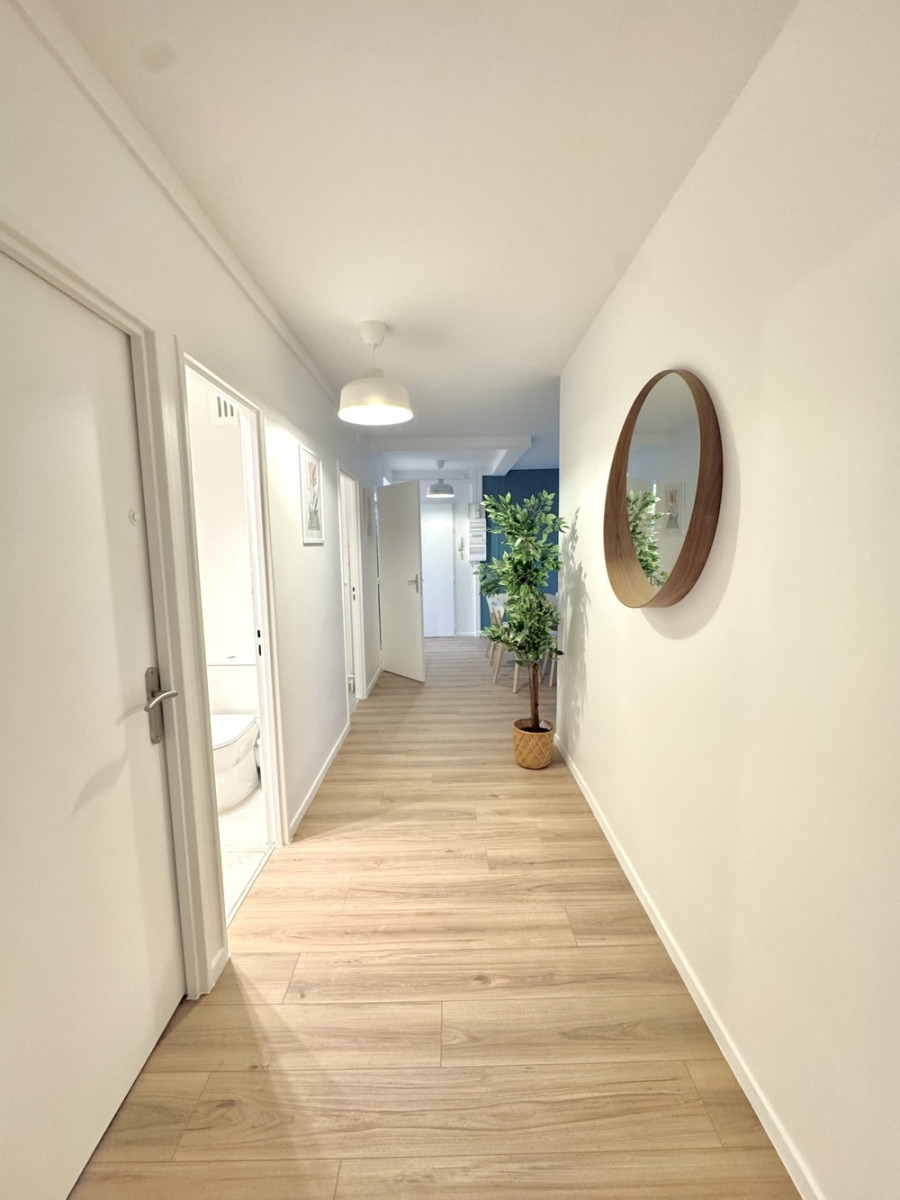 
                                                Colocation
                                                 Chambre 2 -  1 chambre disponible en colocation