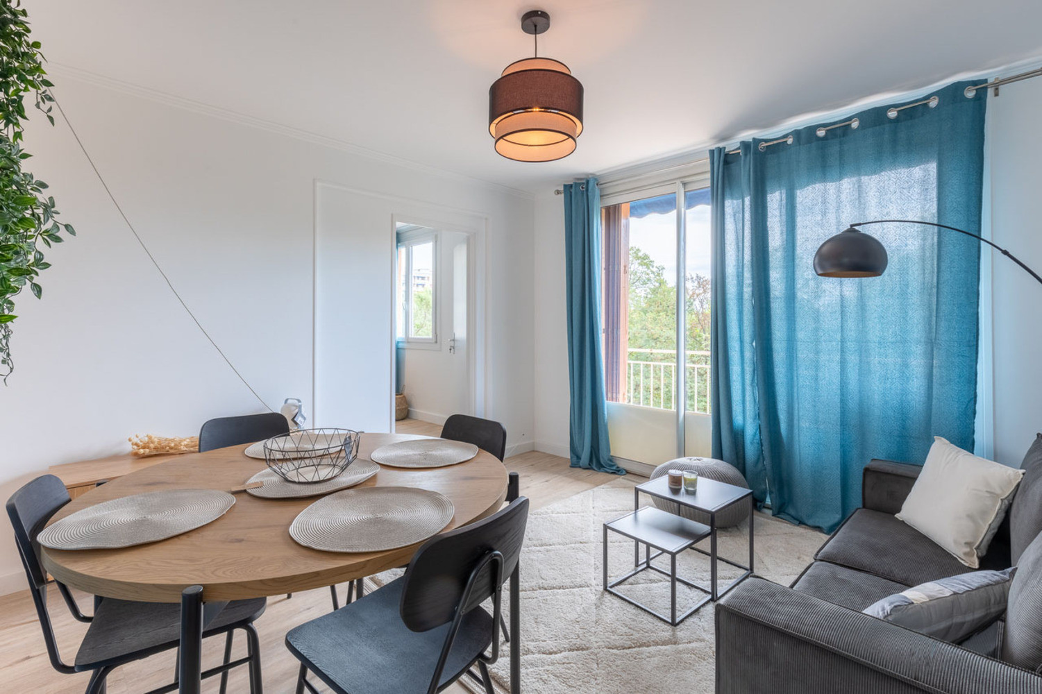 
                                                Colocation
                                                 Chambre 2 -  3 chambres disponibles en colocation