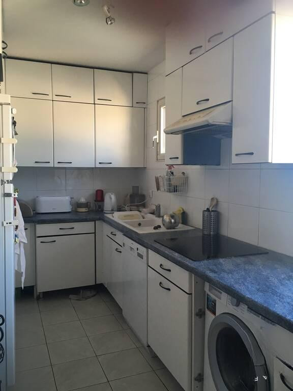 
                                                Colocation
                                                 Chambre 20m² dans grande coloc