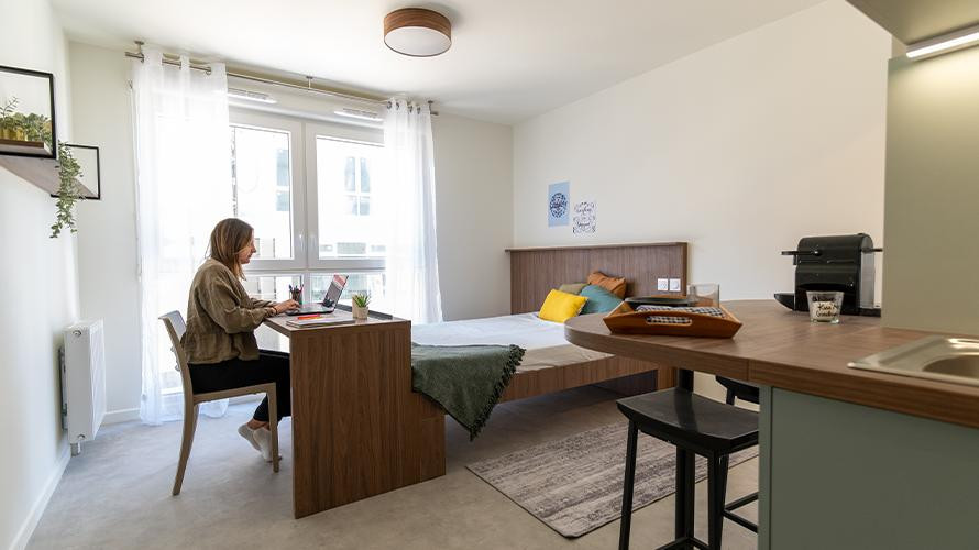 
                                                Colocation
                                                 Chambre 20m² en T3 ou T3 entier meublé