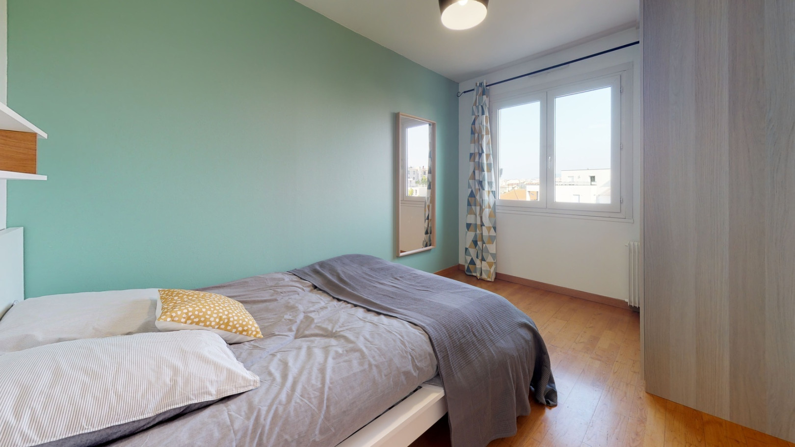 
                                                Colocation
                                                 Chambre en colocation appartement meublé