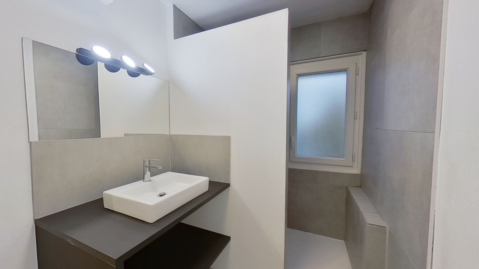 
                                                Colocation
                                                 Chambre en colocation appartement meublé