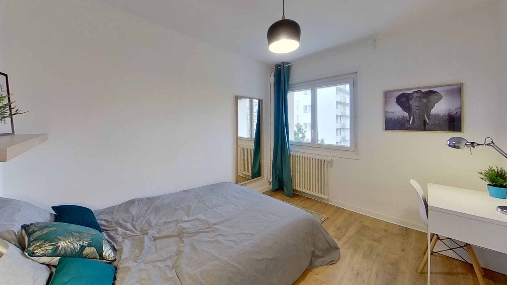 
                                                Colocation
                                                 Chambre en colocation appartement meublé