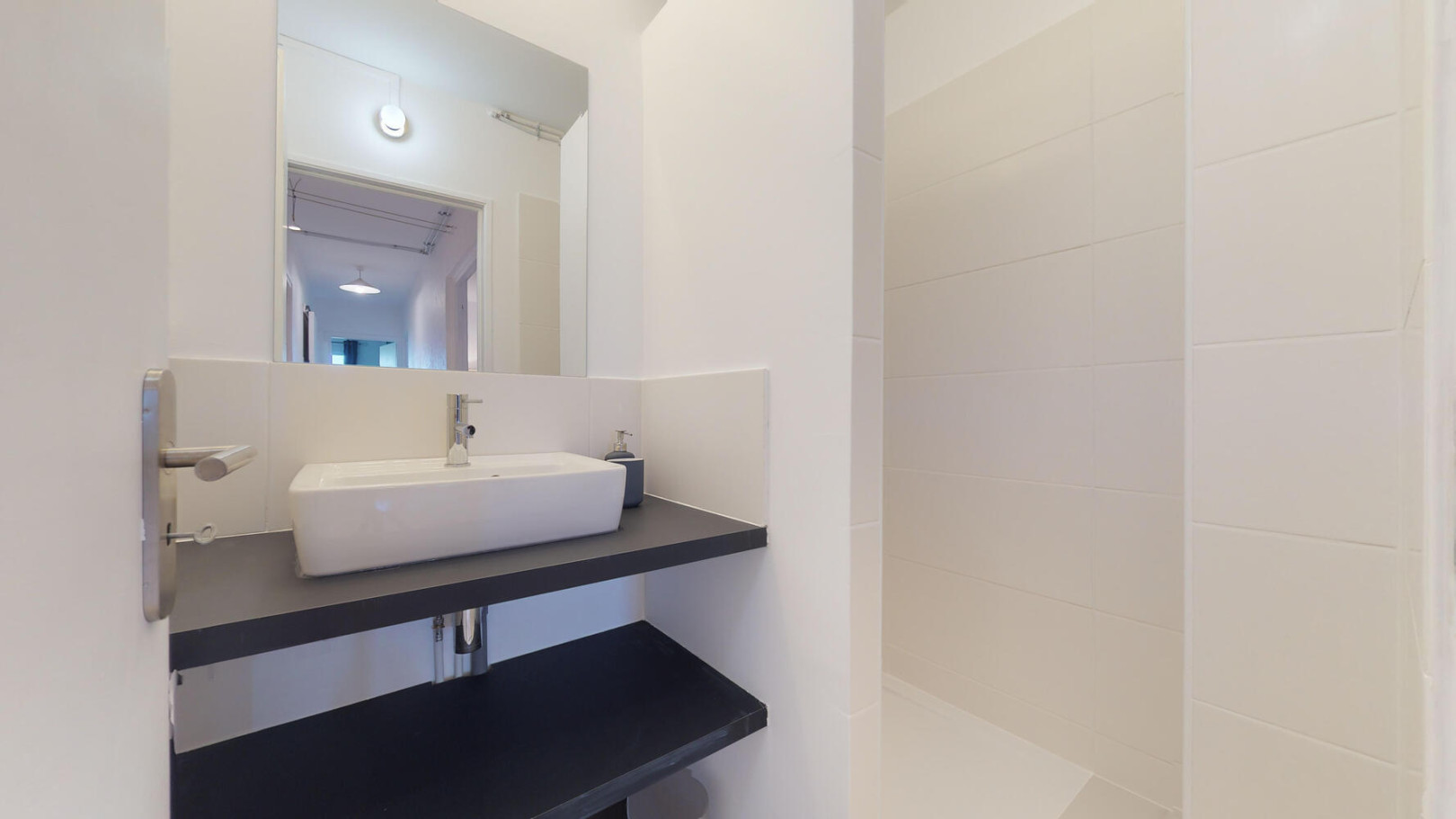 
                                                Colocation
                                                 Chambre en colocation appartement meublé