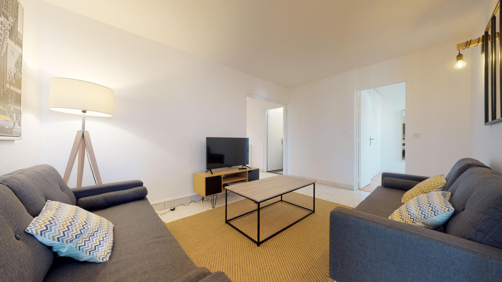 
                                                Colocation
                                                 Chambre en colocation appartement meublé