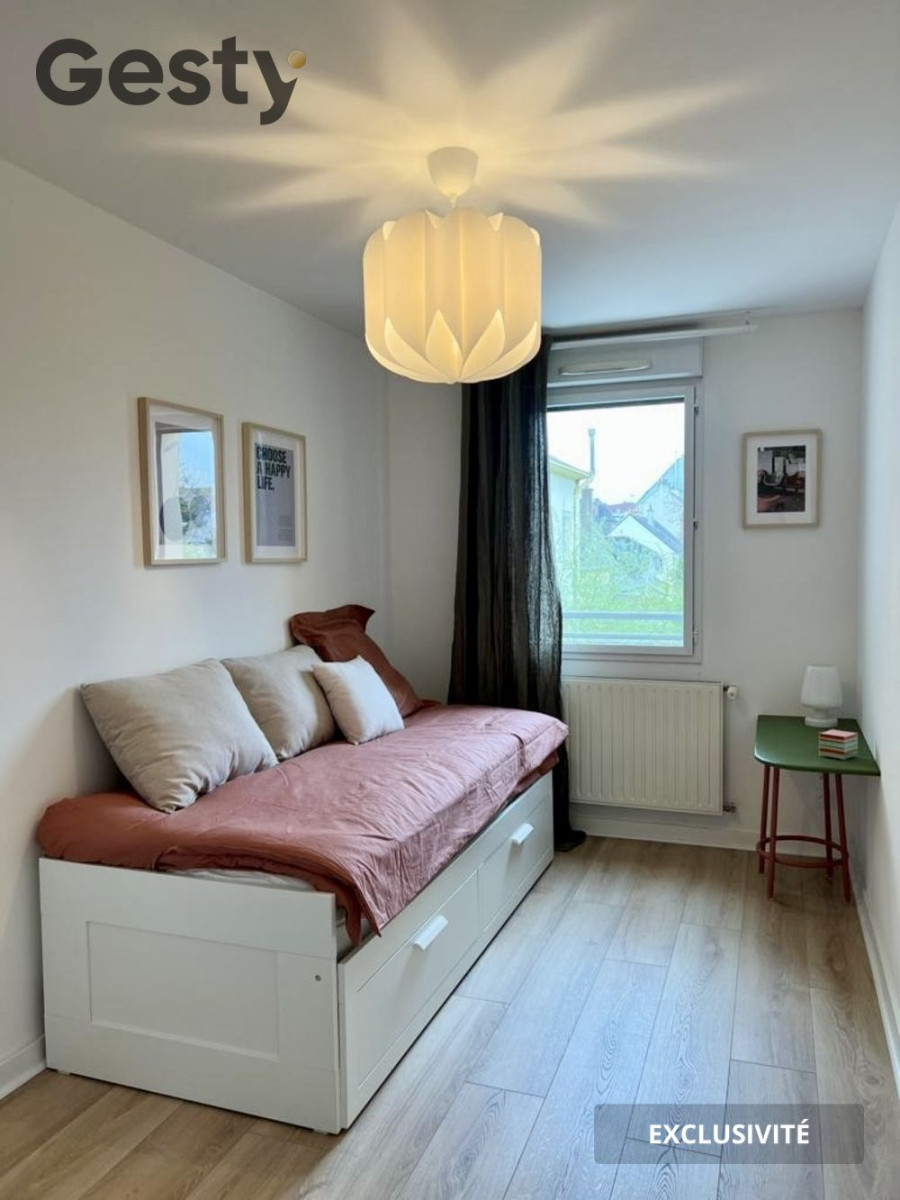 
                                                Colocation
                                                 Chambre 4 - Appartement 5 pièces