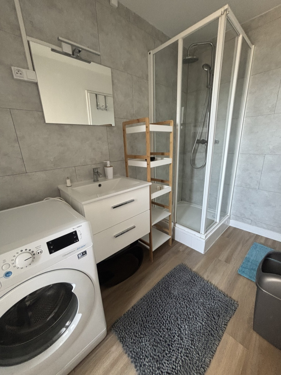 
                                                Colocation
                                                 Chambre 4 - Appartement 5 pièces