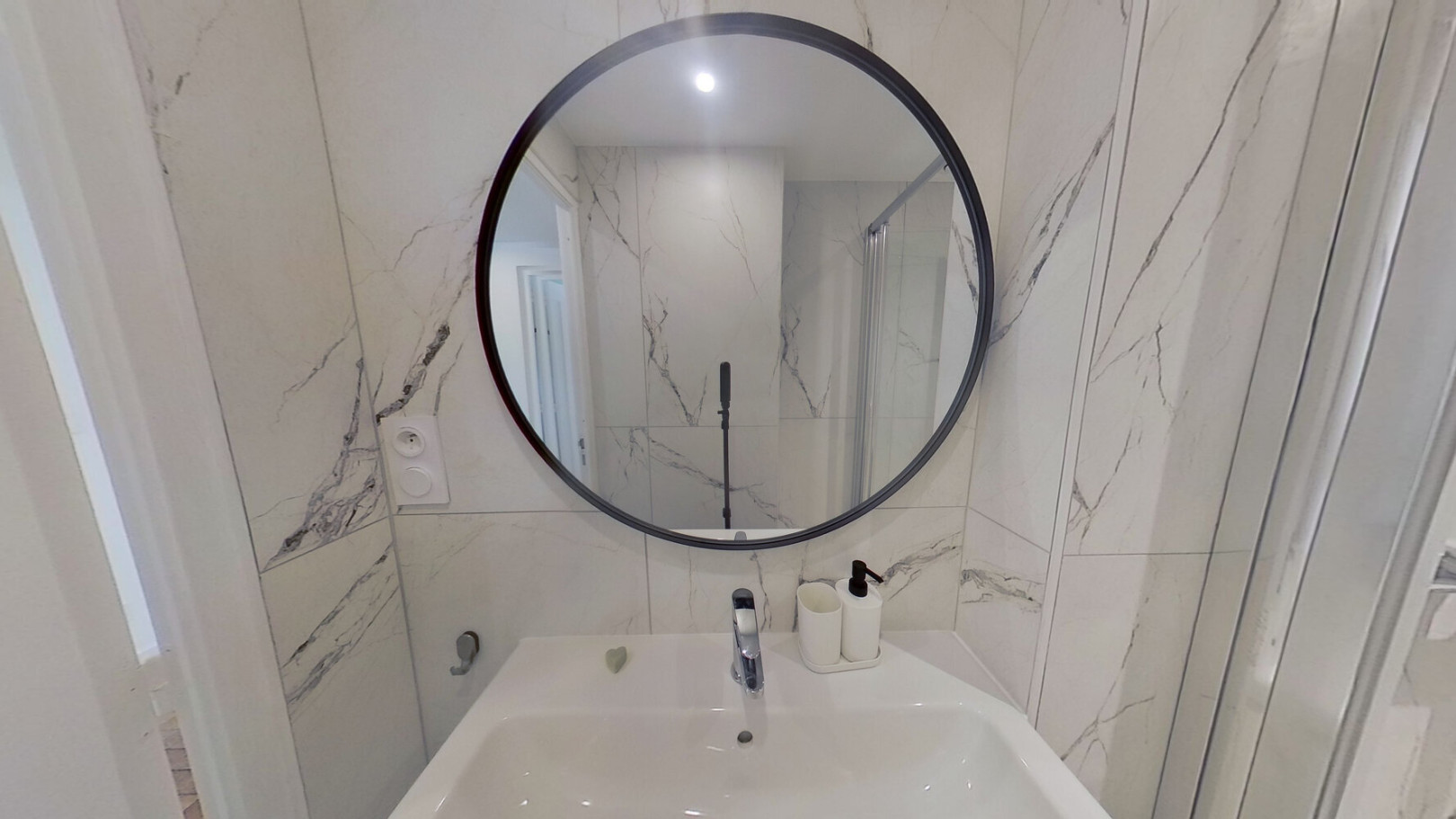 
                                                Colocation
                                                 Chambre 5 -  2 chambres disponibles en colocation