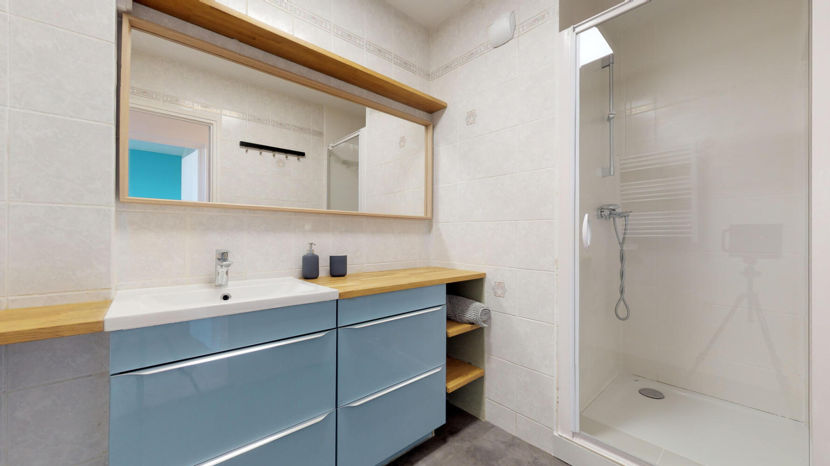 
                                                Colocation
                                                 Chambre en colocation appartement meublé