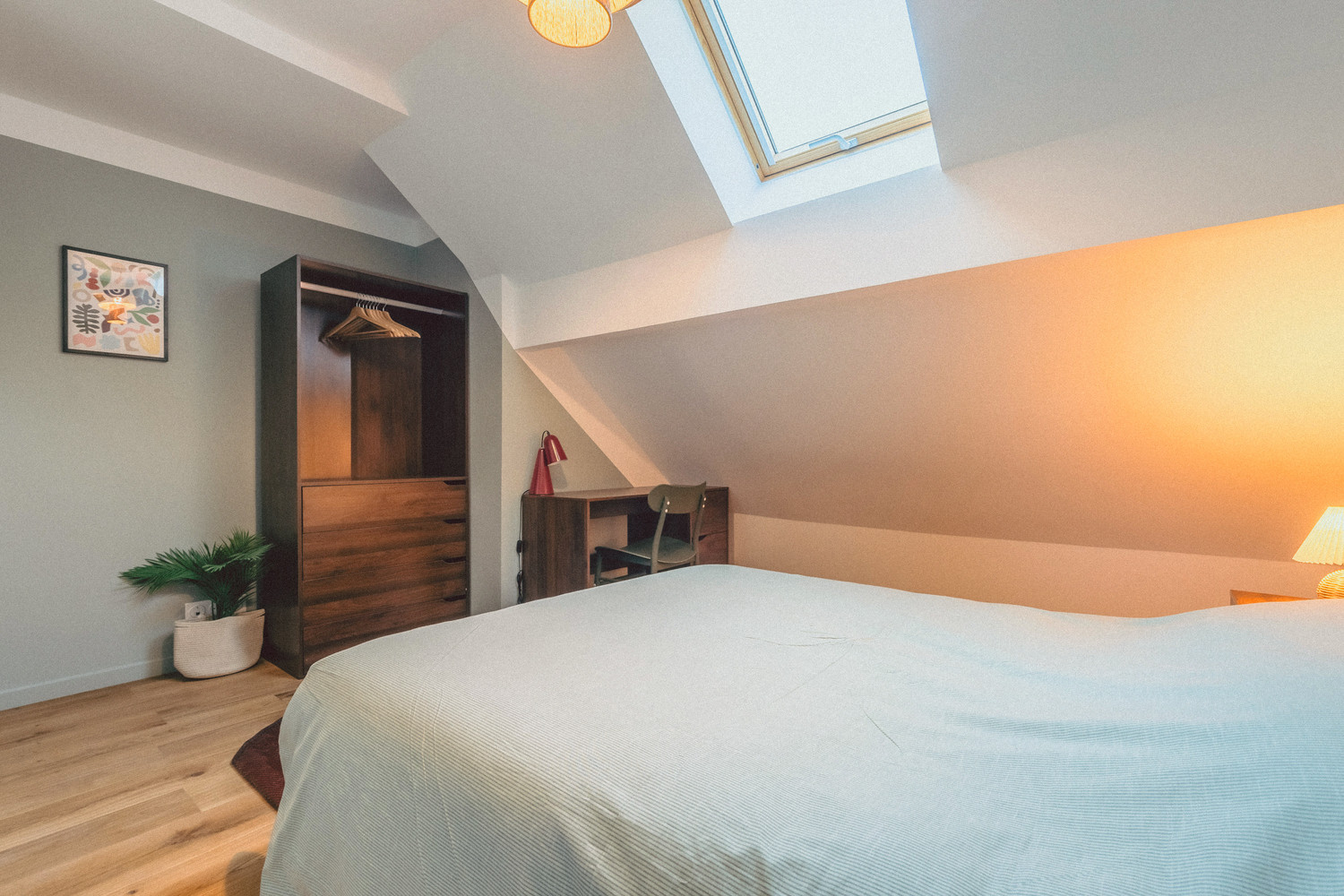 
                                                Colocation
                                                 Chambre 8 -  10 chambres disponibles en colocation