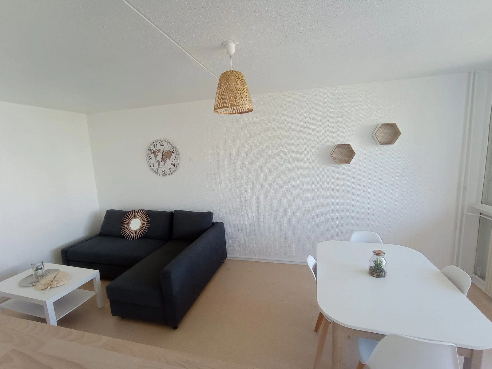 
                                                Colocation
                                                 Chambre 9.56m² à Talence