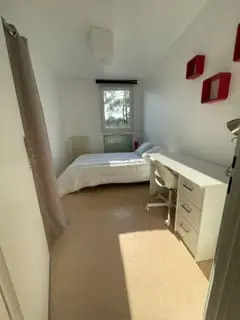 
                                                Colocation
                                                 Chambre 9.56m² à Talence