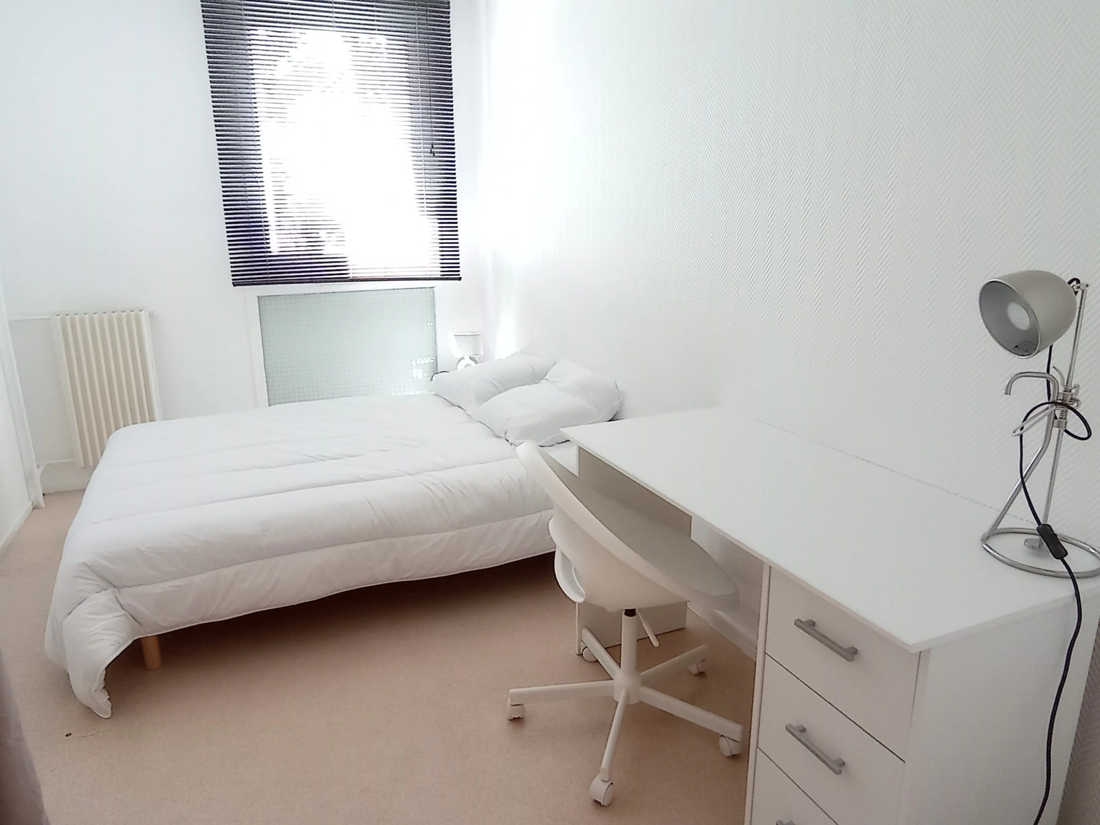 
                                                Colocation
                                                 Chambre 9.56m² à Talence