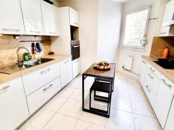 
                                                Colocation
                                                 Chambre 9m² dans belle coloc 102m²