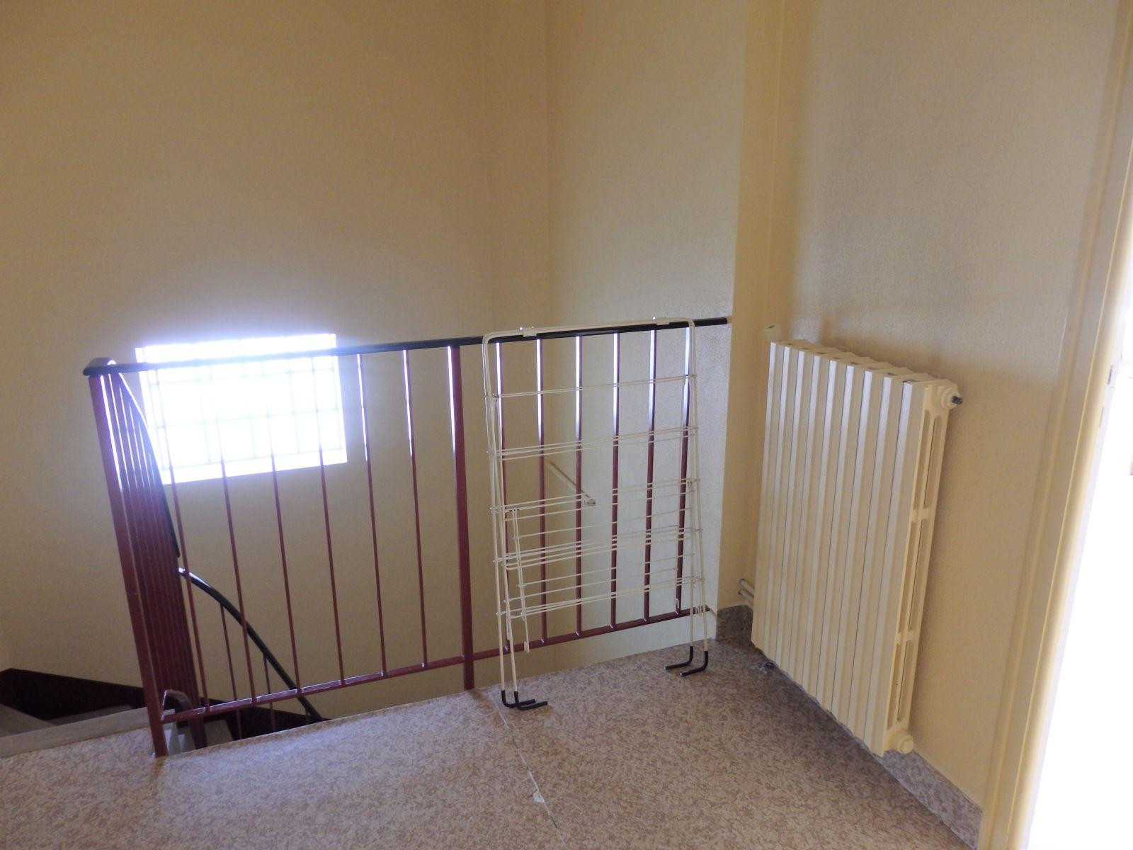 
                                                Colocation
                                                 Chambre à l'étage d'une maison jouxtant le parc