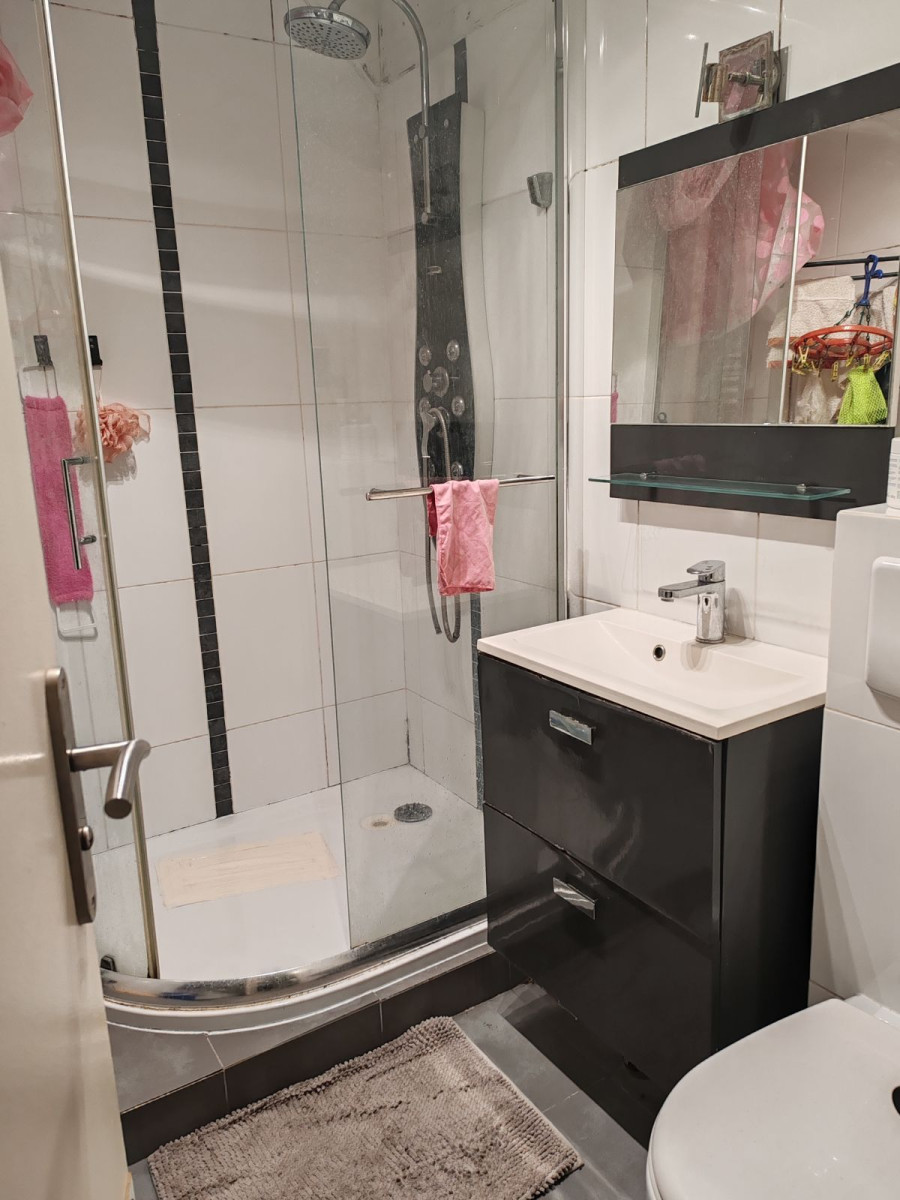 
                                                Colocation
                                                 Chambre à louer à Cergy