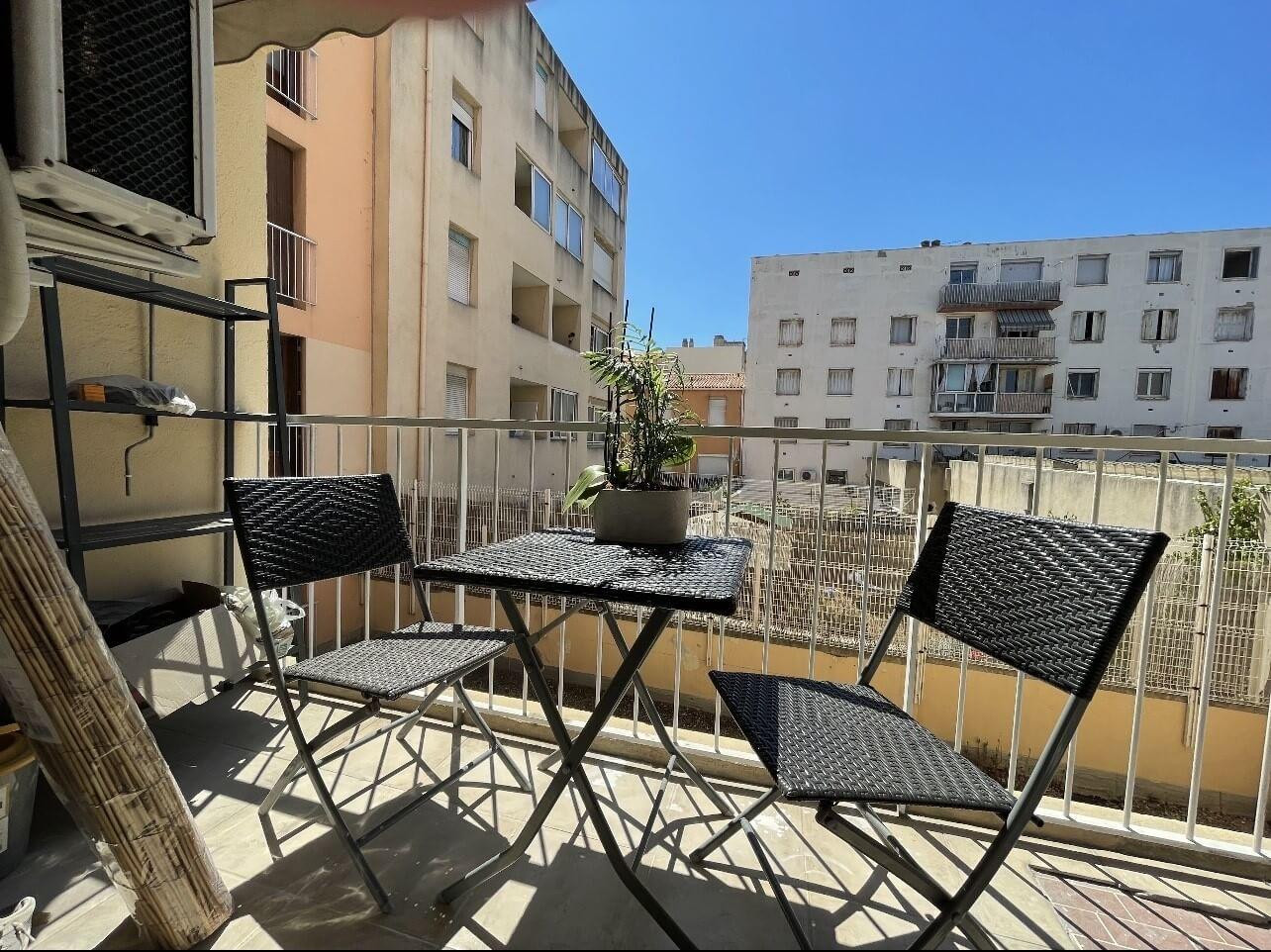 
                                                Colocation
                                                 Chambre à louer dans belle coloc 77m² rénovée