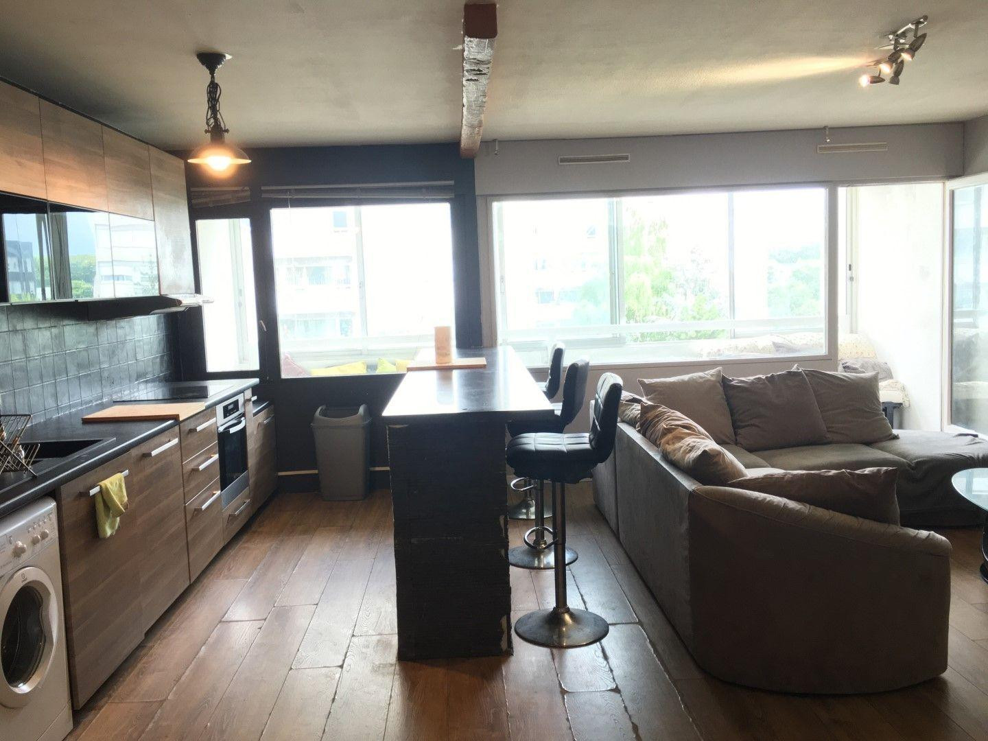 
                                                Colocation
                                                 Chambre à louer dans belle colocation meublée 81m²