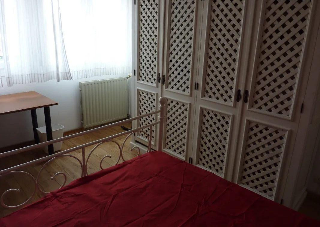 
                                                Colocation
                                                 Chambre à louer dans belle maison