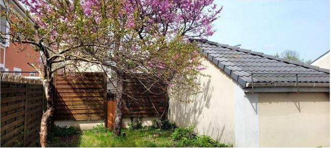 
                                                Location
                                                 Chambre à louer dans une Maison Colocation