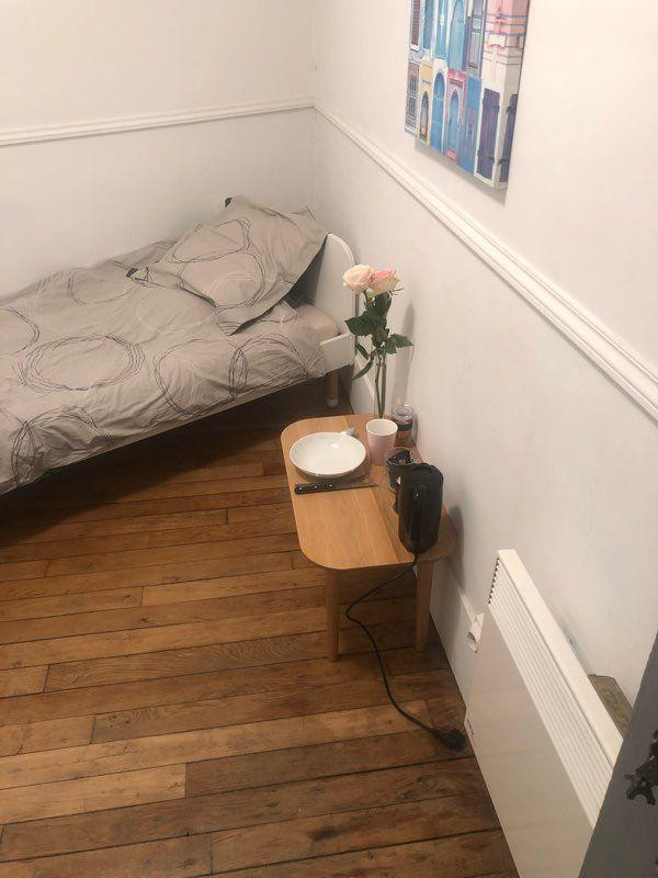 
                                                Location
                                                 Chambre à louer en plein Paris