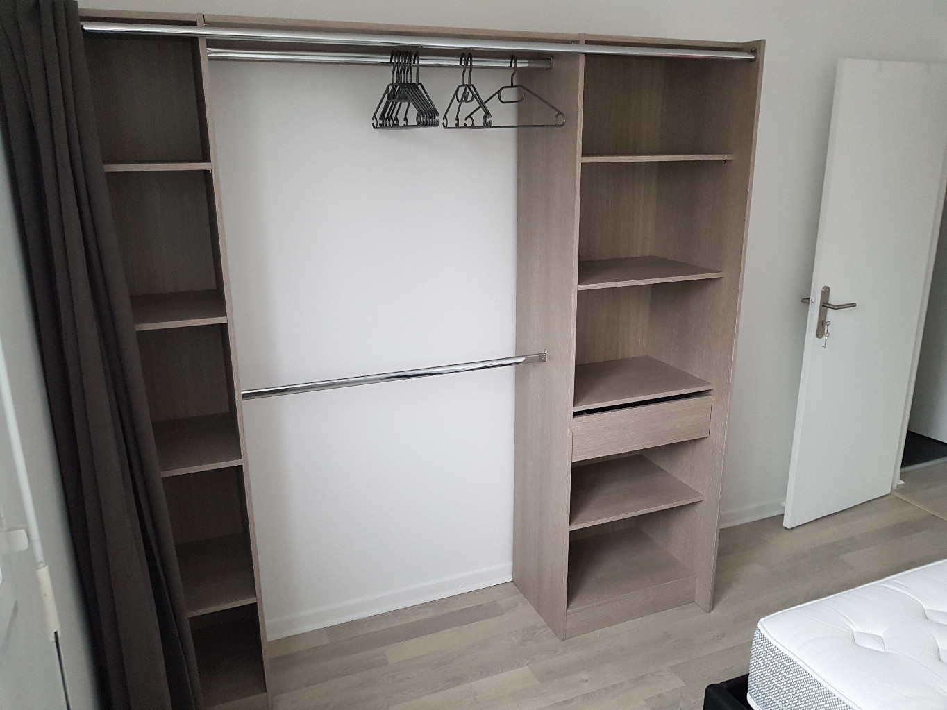 
                                                Colocation
                                                 Chambre à Mérignac centre