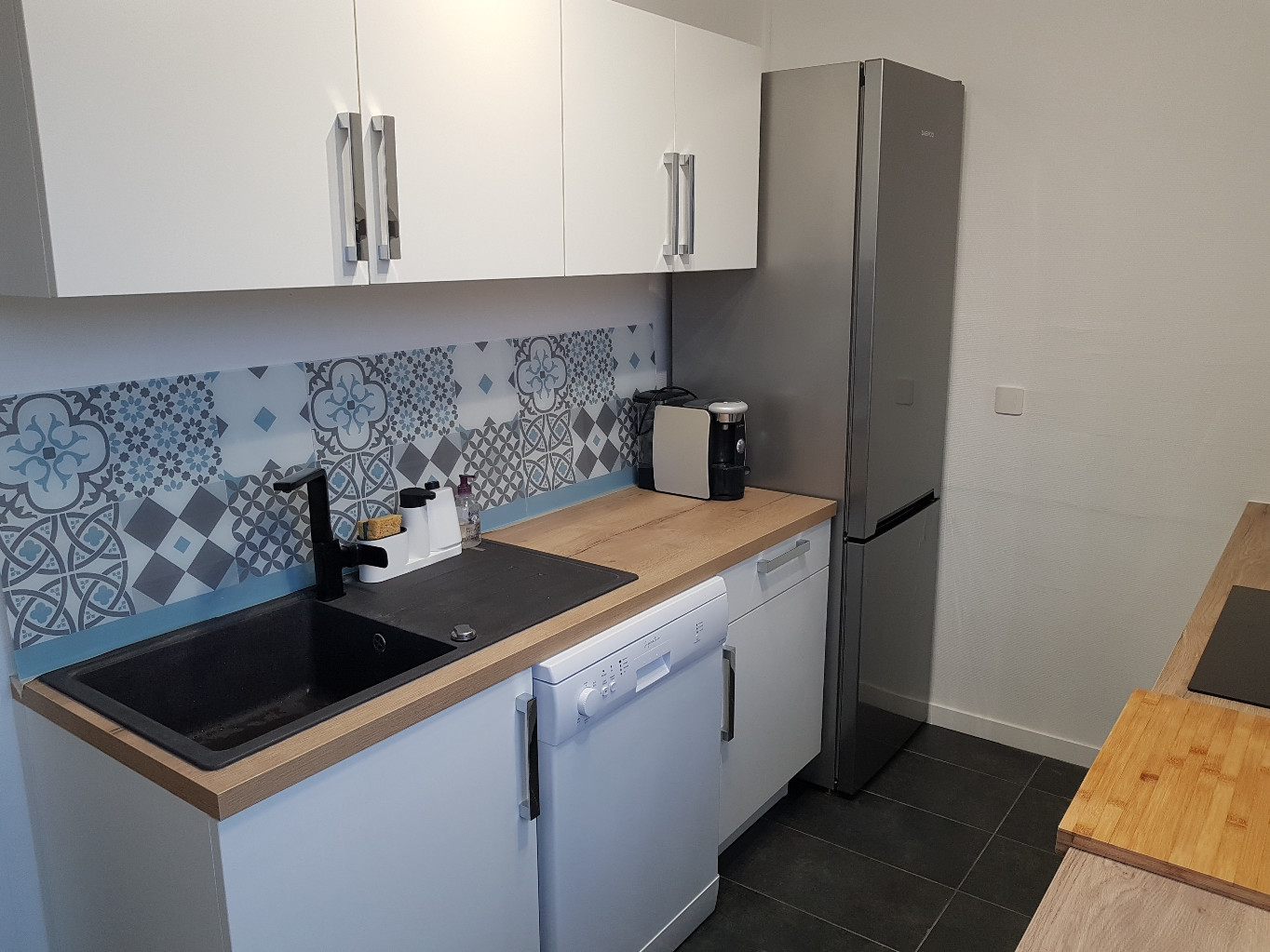 
                                                Colocation
                                                 Chambre à Mérignac centre