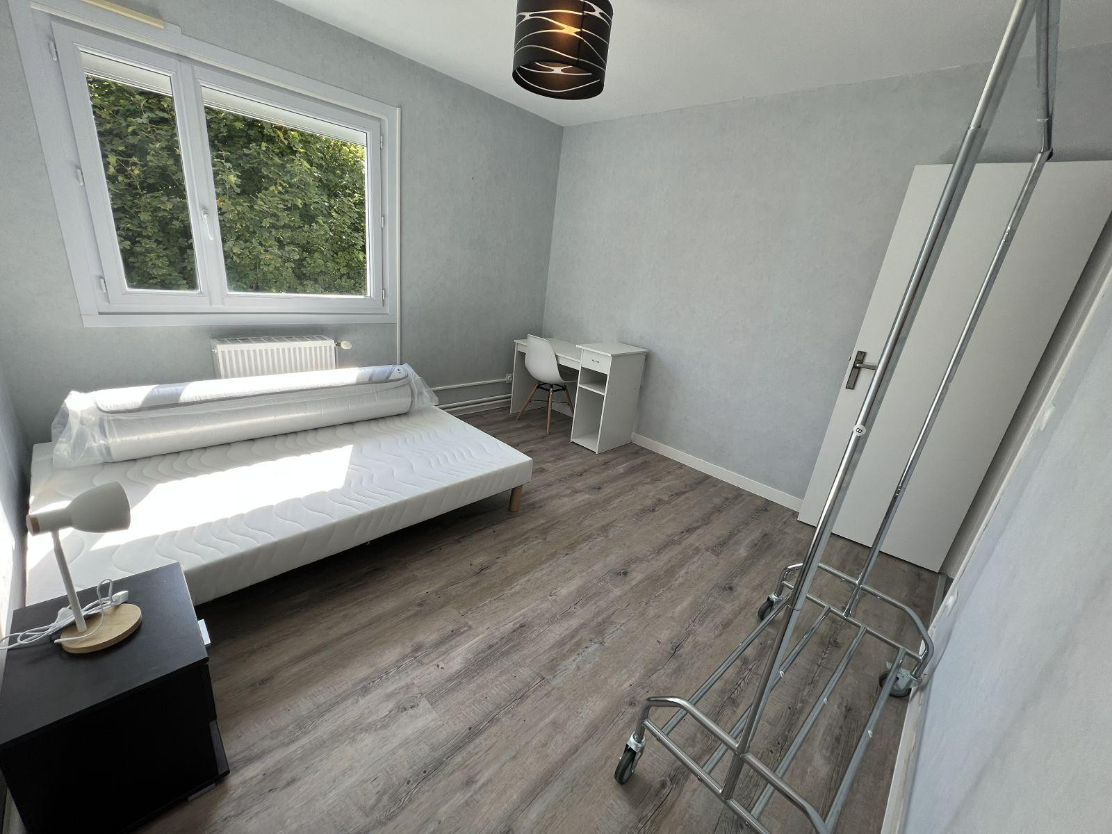
                                                Colocation
                                                 Chambre à nantes