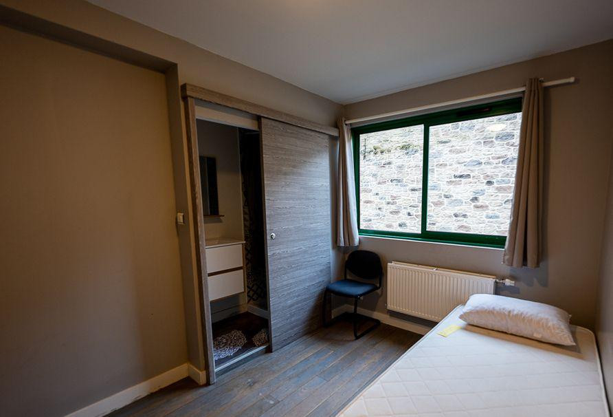 
                                                Colocation
                                                 Chambre à Tourcoing - grande maison avec patio