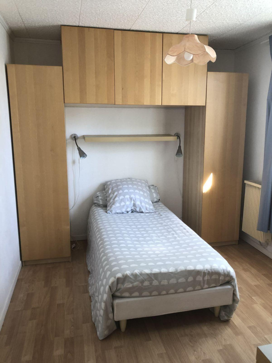 
                                                Colocation
                                                 Chambre au calme dans petite maison