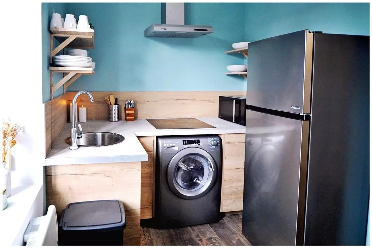 
                                                Colocation
                                                 Chambre avec douche privée dans coloc Marbrerie