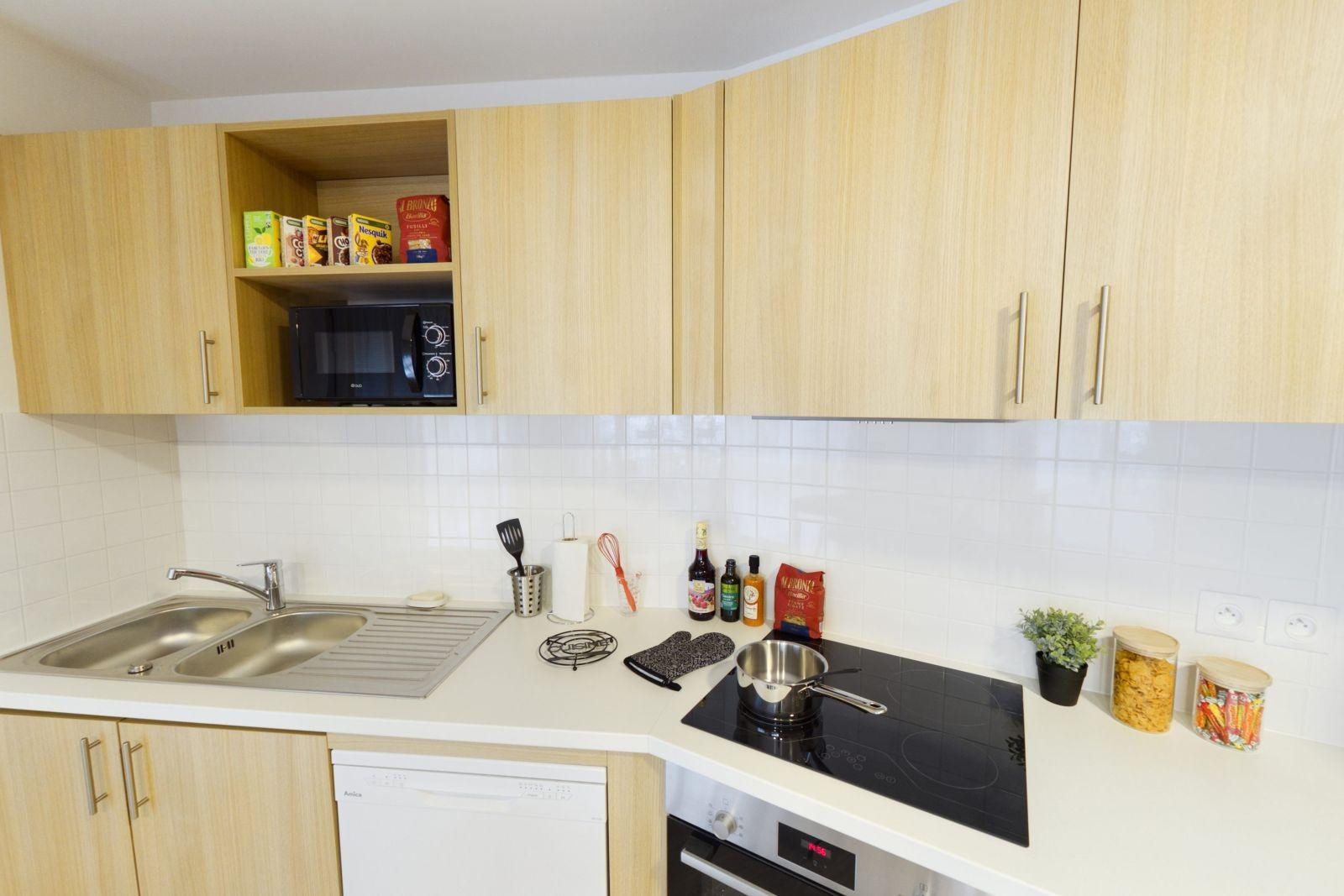 
                                                Colocation
                                                 Chambre avec salle d'eau privative en colocation