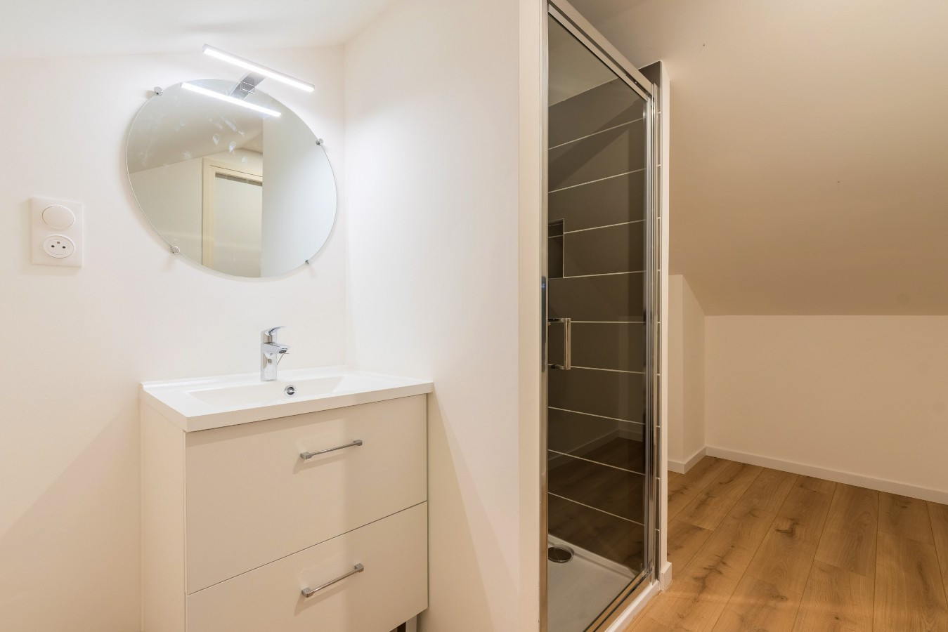 
                                                Location
                                                 Chambre avec SDB privée - Coliving - Lille Centre