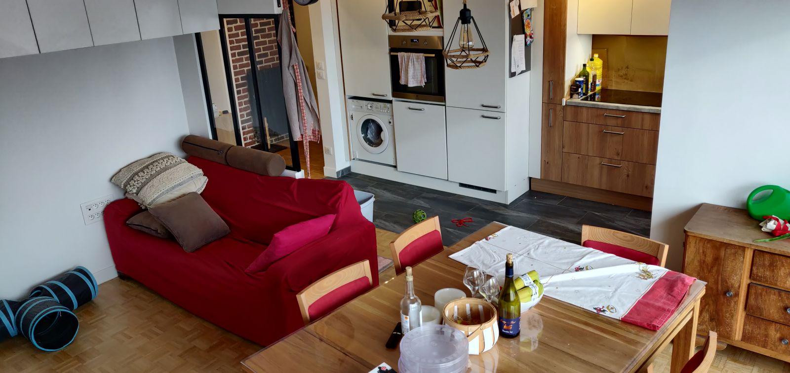 
                                                Colocation
                                                 Chambre avec vue dégagée et environnement calme