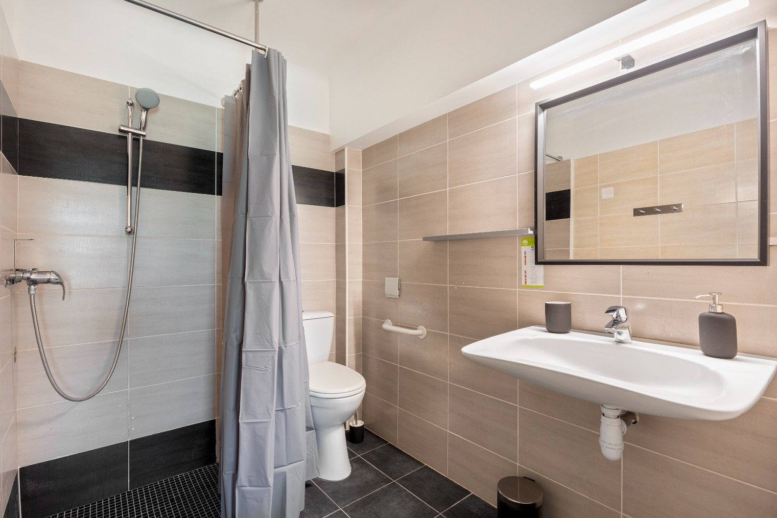 
                                                Colocation
                                                 COLIVING - Cagnes-sur-Mer 3