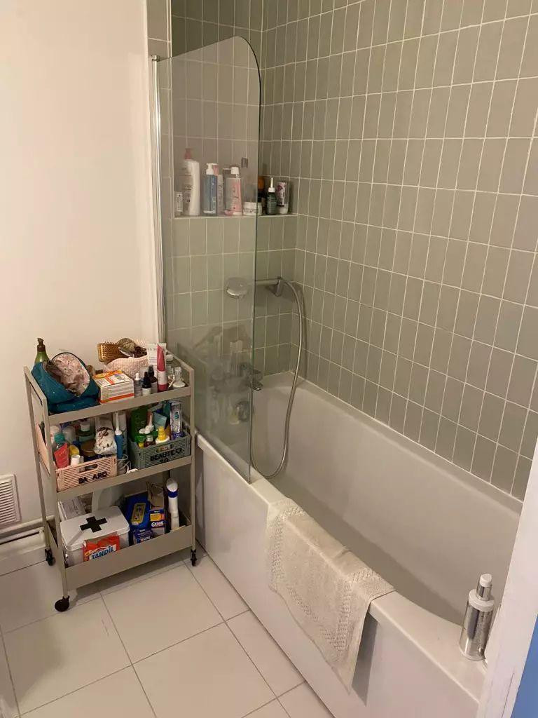 
                                                Colocation
                                                 Chambre colocation appartement 82m²-Bordeaux