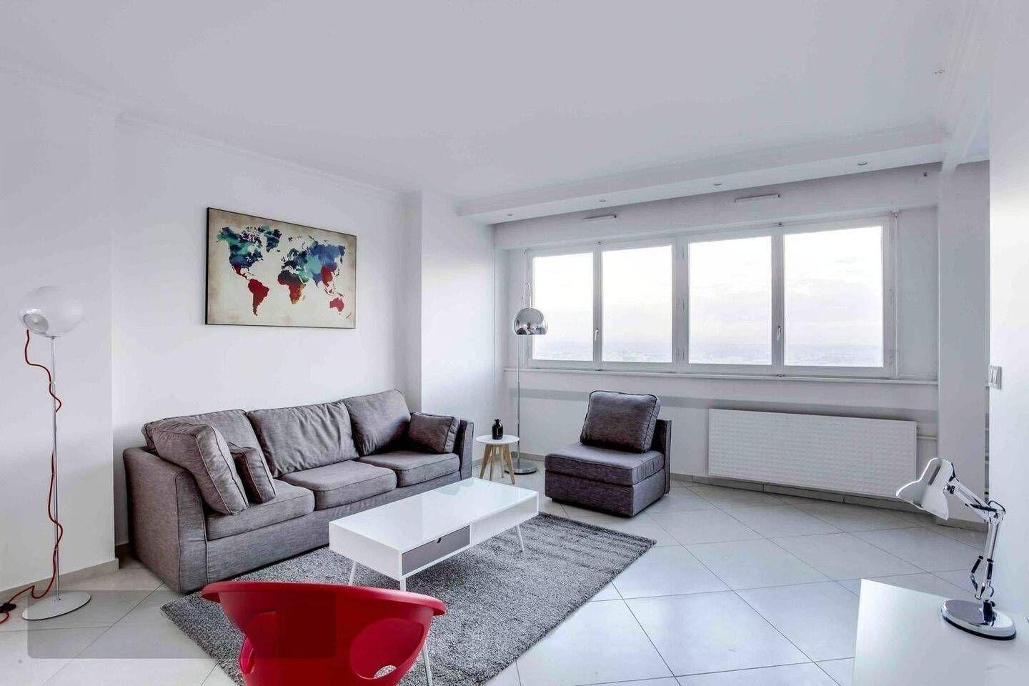 
                                                Colocation
                                                 Chambre dans 4 pièces 100m2 en colocation