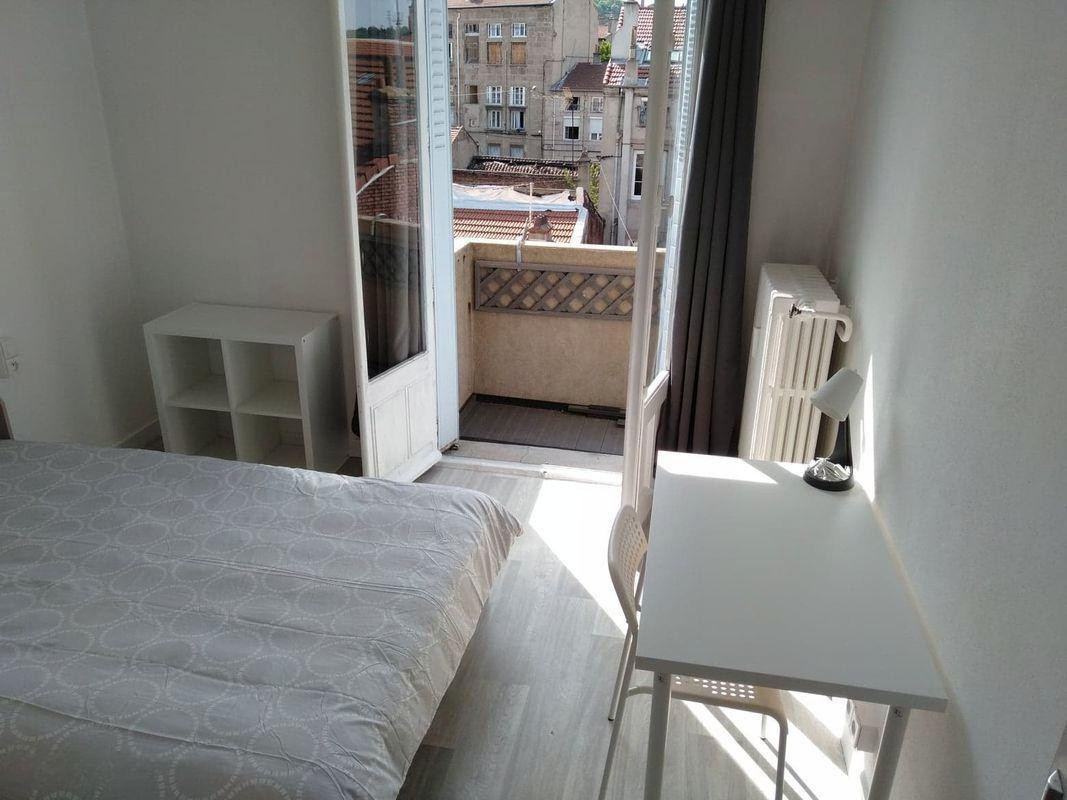 
                                                Colocation
                                                 Chambre dans 4P meublé 56m² avec balcon