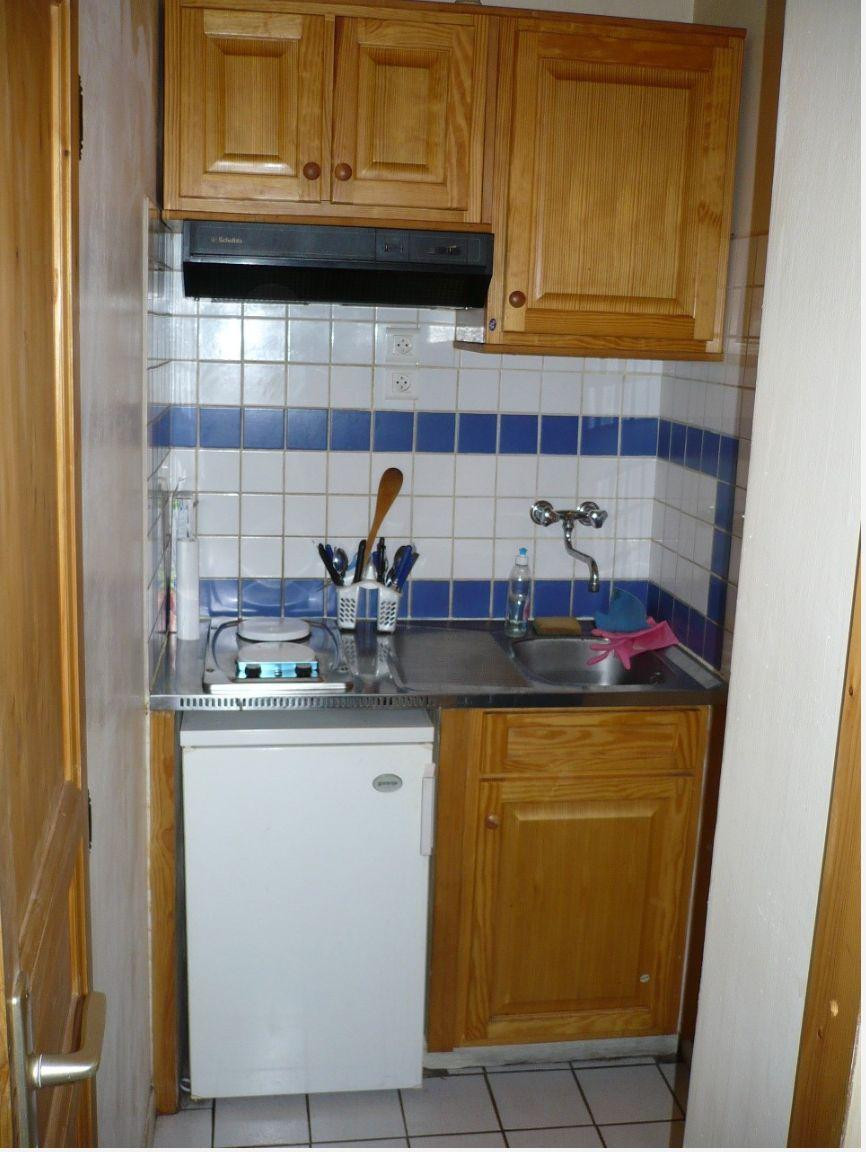 
                                                Colocation
                                                 Chambre dans appartement 2 pièces en colocation